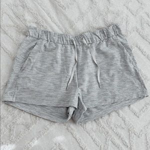 Lululemon On The Fly 2.5” Inseam